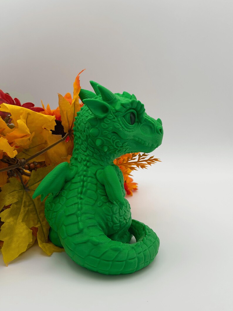 3D Printed Dragon Figurine – Decorative Dragon in Your Choice of Color