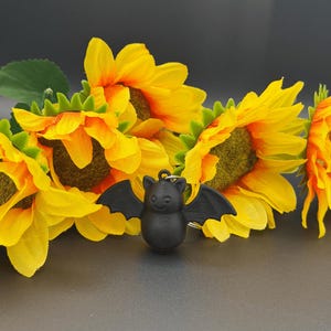 Cute Black Bat Keychain – 3D Printed Halloween Bat Charm