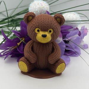 Hand-Painted Teddy Bear Figurine – 3D Printed PLA Shelf Decor
