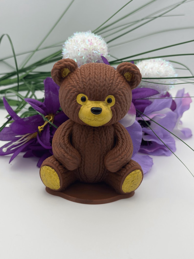 Hand-Painted Teddy Bear Figurine – 3D Printed PLA Shelf Decor