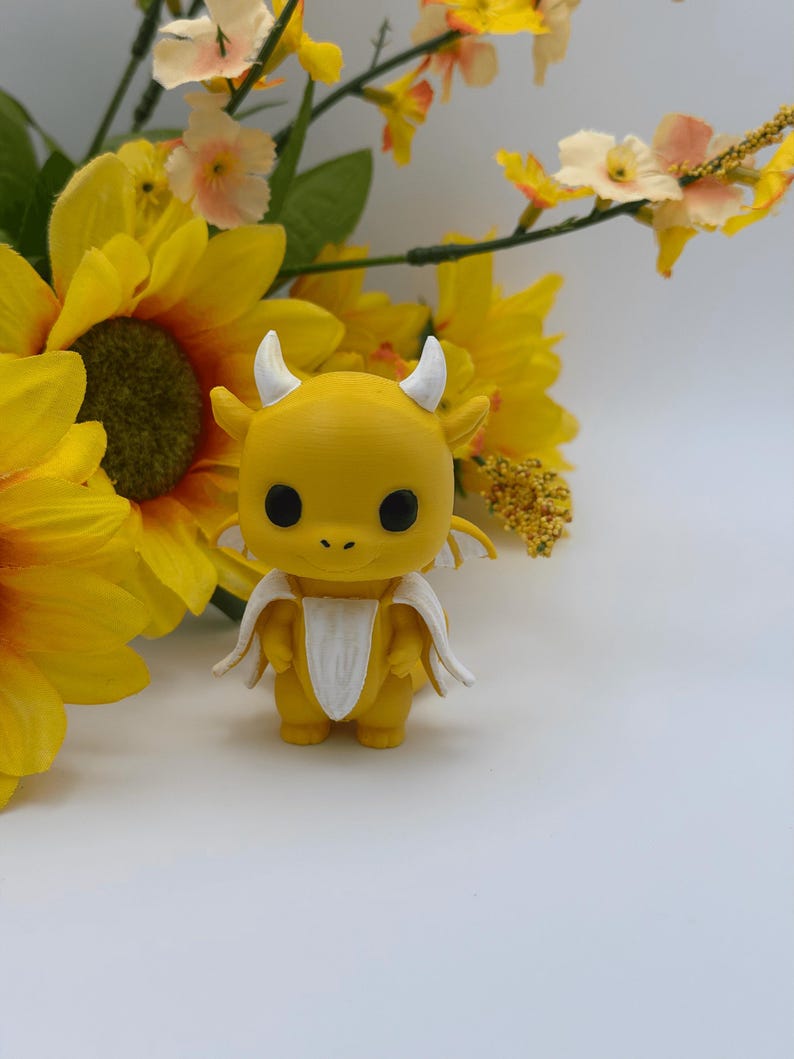 Cute Banana Dragon Figurine – 3D Printed PLA Fantasy Dragon, Adorable Collectible Figure