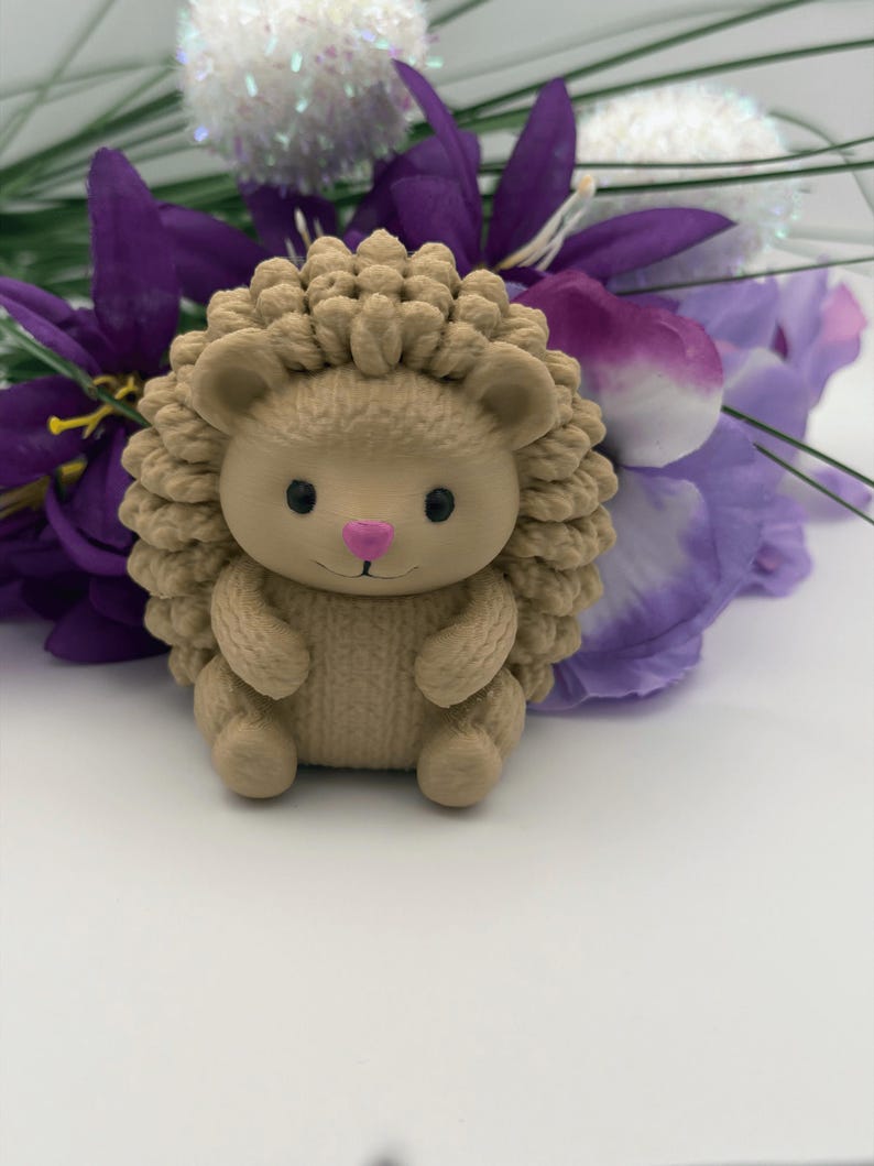 Cute Hedgehog – Hand-Painted 3D Printed Figurine