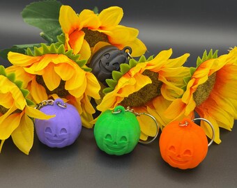 3D Printed Jack O Lantern Keychain | Spooky Halloween Bag Charm