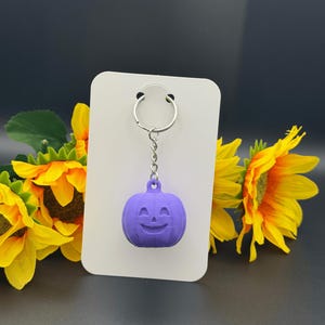 Jack O Lantern Pumpkin Keychain, 3D Printed Halloween Charm
