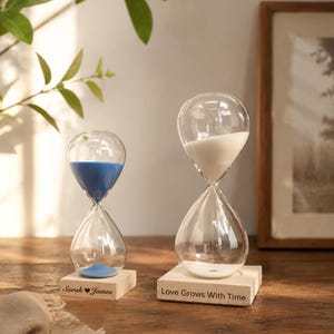 Reloj de arena personalizado con grabado de 5/15/30/60 minutos, temporizador de arena personalizado con base de madera: regalo ideal para él o ella, para escritorio o decoración del hogar.