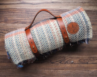 Manta de campamento tejida reciclada con soporte