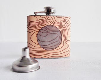 Topography Leather Flask, Ben Nevis Hip Flask, Personalised Leather Whiskey Bottle  topographic gift hiking flask mountain climbing gift