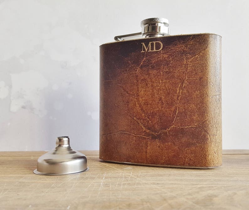 Personalised Leather Boyfriend Flask leather hip flask gift Initalled hip flask for men Customised leather goods Genuine Leather Hip Flask image 2