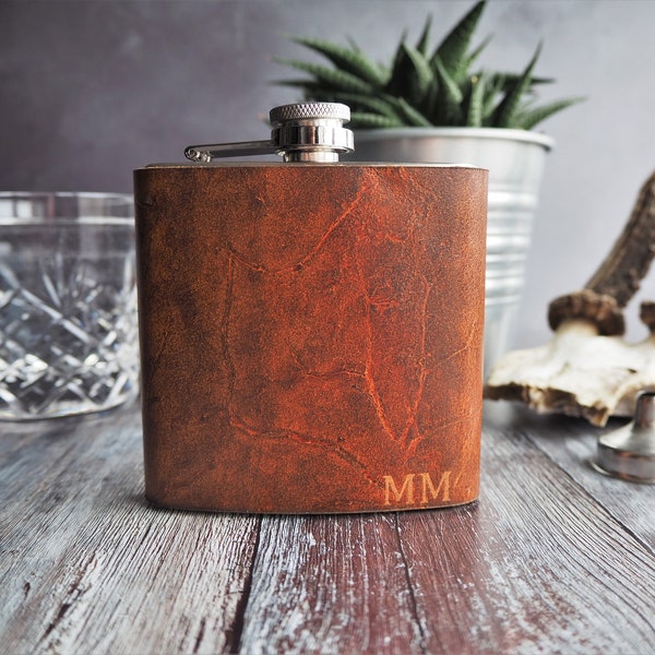 Custom Leather Flask, engraved hip flask, personalised wedding flask, customised birthday hip flask, groomsmen gift, rustic leather flask