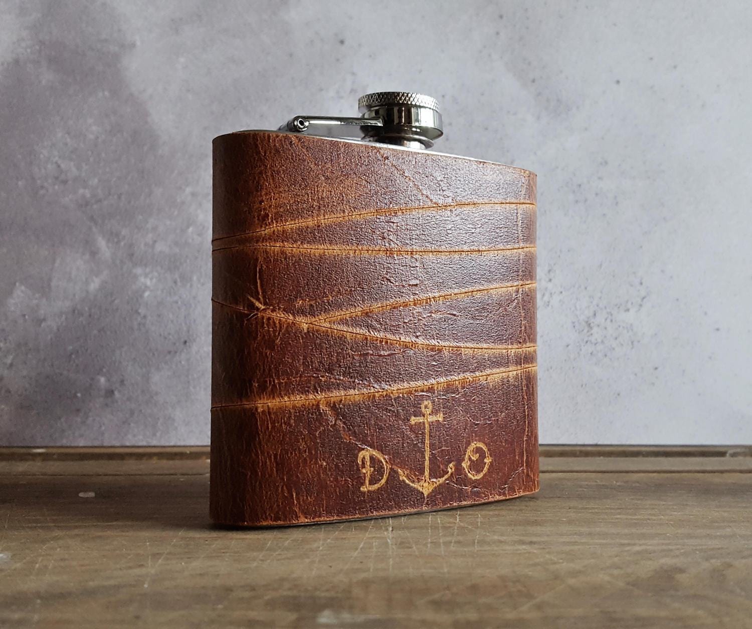 Flacon Sailor Hip Personnalisé, Flacon en Cuir Ancre et Paraphé, Rhum Pour Pirates, Flacons Personna