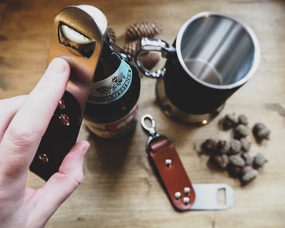 Keychain - Bottle Opener - D20 - Leather Keychain - Bottle Opener - D20 - Leather