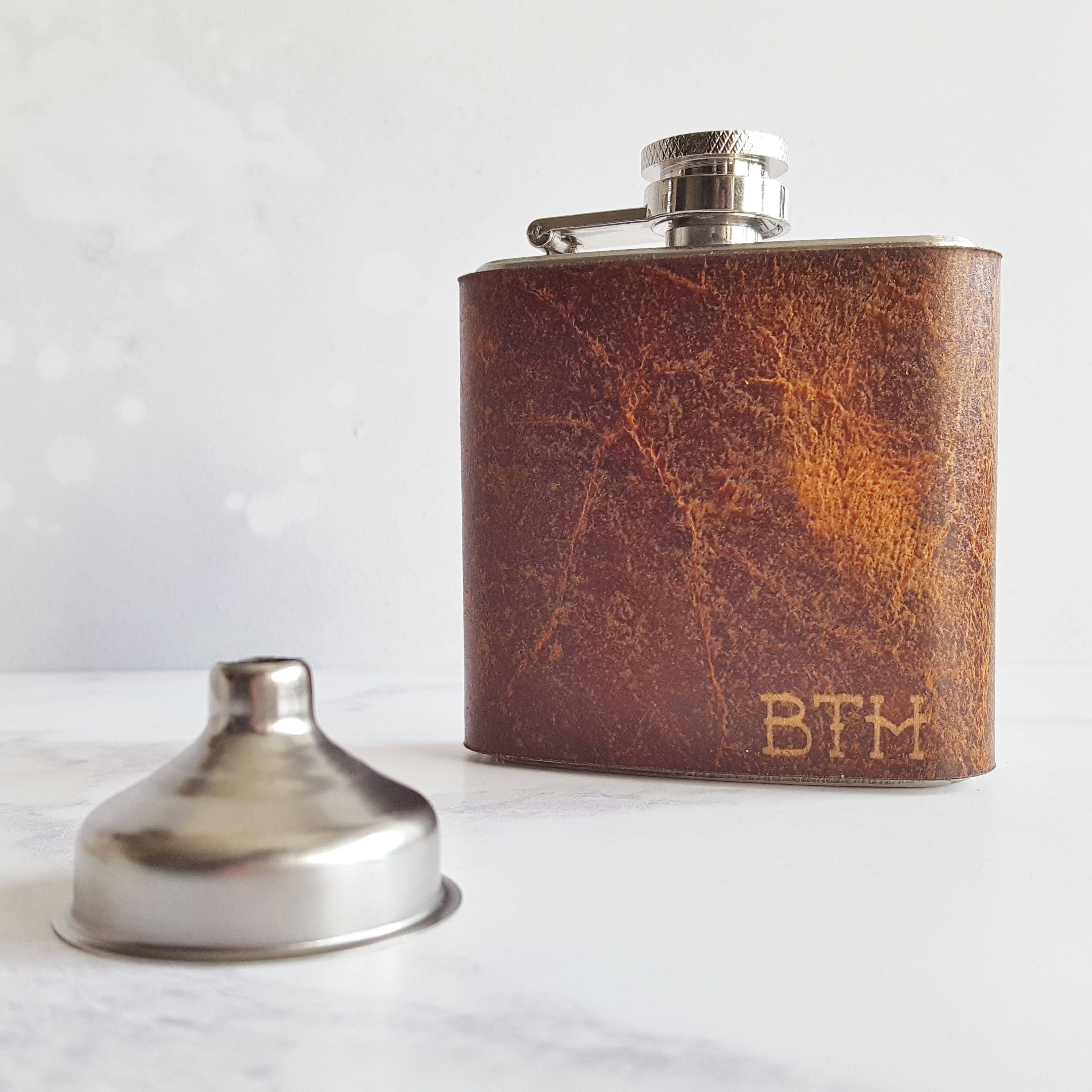 ENGRAVED VIKING 6OZ STAINLESS STEEL HIP FLASK GIFT BOX /& FUNNEL