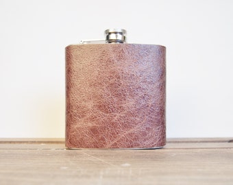 Personalized Leather Flask, Brown Hip flask, full leather piece, Hand Engraved, Best Man, cowboy leather