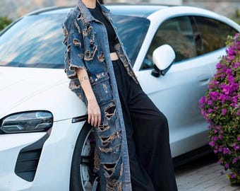 Abrigo largo vaquero extragrande desgastado – Chaqueta vaquera estilo boho urbano con rotos – Moda alternativa para festivales