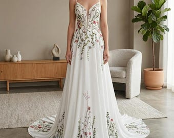 Boho Floral Embroidery Wedding Dress A Line Chiffon Bridal Gown Lace Up Back Romantic Bohemian Bride Dress