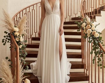 Strapless Boho Beach Wedding Dress with V Neck and Lace Backless Chiffon Gown – Customizable Summer 2026 Bridal