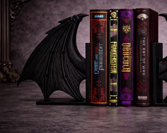 Sujetalibros con alas de dragón de fantasía gótica