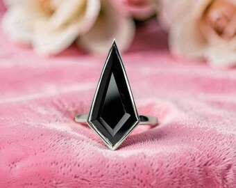 Kite Black Onyx Ring, Engagement Statement Ring, First Anniversary Band