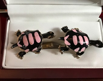 Rare Original Vintage SWANK Fashion Tones Turtle Cufflink Set