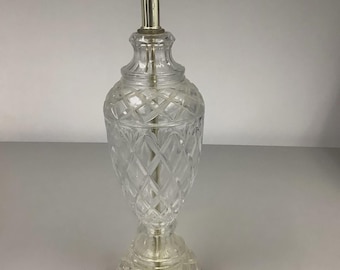 Base de lámpara de cristal Leviton vintage