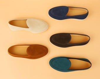 Handmade Suede Yacht Loafers for Men with Matching Belt – Luxury Slip On Shoes, Beige Sole, Casual Elegant Style