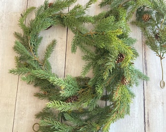 White Spruce Garland with Pinecones, Pine Garland, Christmas Pine Garland, Spruce Pine, Garland for Christmas, Christmas Décor, 6ft long
