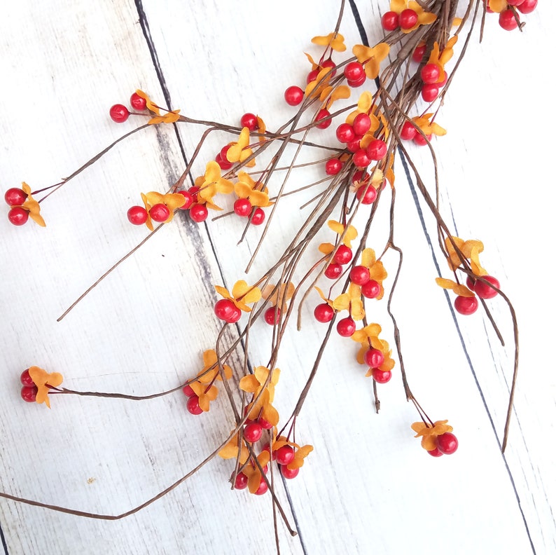 Orange Bittersweet Vine, Bittersweet Berry Garland, Artificial Bittersweet Garland, Fall Berries, Fall Home Décor, 4ft Long, Fall Farmhouse image 3