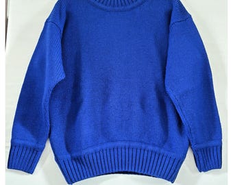 GAP CLOTHING CO Vintage Womens 100% Wool Sweater Royal blue Pullover Medium
