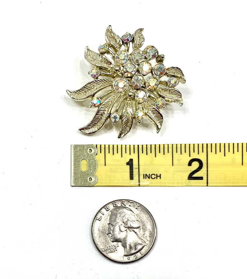 Crystal Flower Pin Silver Rhinestone Brooch Aurora Borealis Rhinestone Pin Mother/'s Day Gift for Her Mid Century Vintage Jewelry
