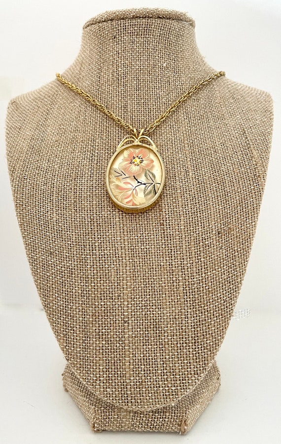 Gold Tone Pressed Flower Pendant Necklace, Dried … - image 9