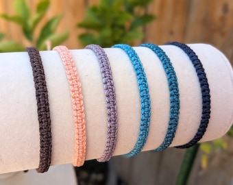 Pulsera de la amistad de macramé hecha a mano - Joyería de cordón encerado impermeable - Pulsera bohemia ajustable