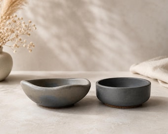 Concrete Ring Dish | Jewelry Tray | Altar Offering Bowl | Crystal Holder | Minimalist Bedside Dish