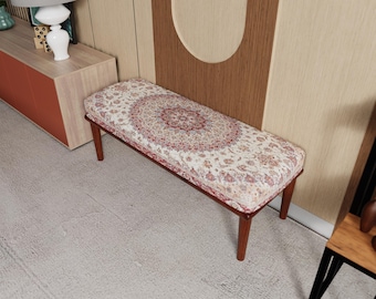 Ławka Kilim, podnóżek vintage, meble w stylu boho rustykalnym, ławka z tkaniny drukowanej