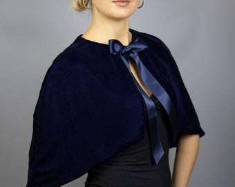 Capa corta de terciopelo, capa tipo chal para boda, traje de damas de honor, capa corta de terciopelo, capa para la madre de la novia, chaqueta de terciopelo azul, regalo para mujer