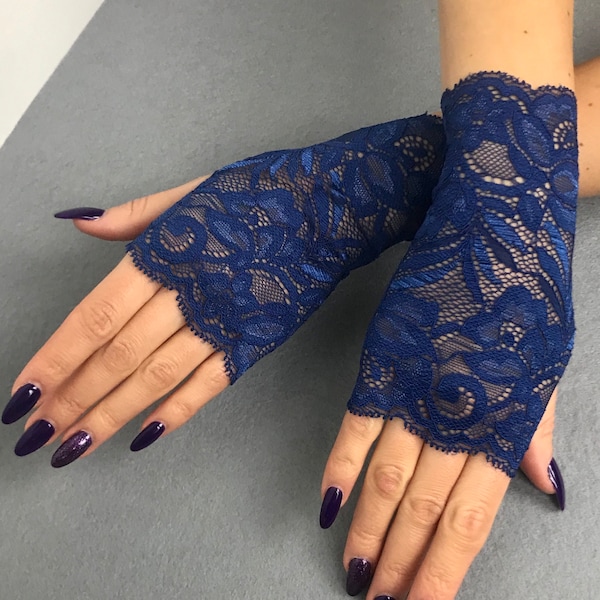 Elegant fingerless gloves lace gloves in blue navy blue wedding, green gloves , black gloves , lace gloves , gothic style gloves