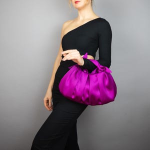 Fuchsia Tasche japanische Knoten Tasche fuchsia Satin, Party Tasche, Abschlussballtasche, Brautjungfer Tasche, Tasche im Furoshiki-Stil, fuchsia Handtasche, kleine Abendtasche