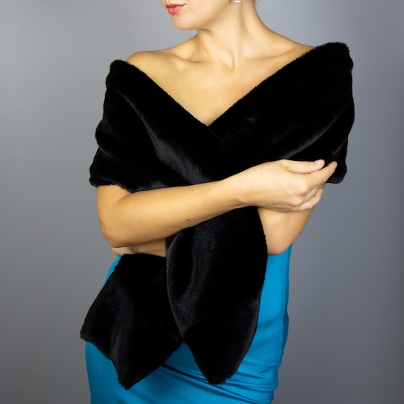 Fur wrap for evening hotsell dress