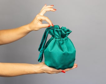 Green bag green purse small satin purse wedding party bag bridal bag evening bag first communion purse prom bag minimalist green woman bag