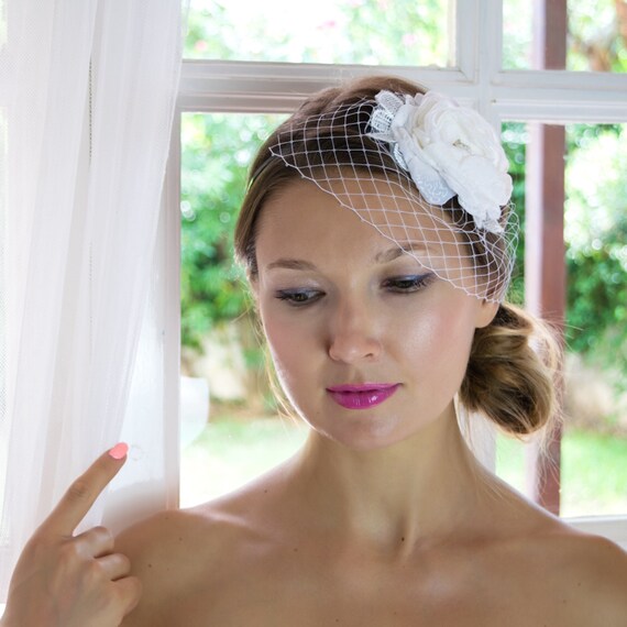 Elegant White Bridal Birdcage Veil Headband Birdcage Veil / Russian Veil / Elegant Classical Bridal Veil  main image 4