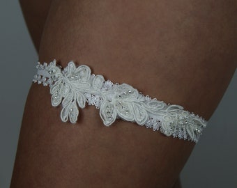 Bridal garter tossing keepsake white silver rhinestones stretch lace wedding accessory bridal gift wedding gift prom