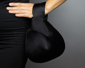Borsa in raso nero con nodo giapponese, borsa nera, borsa da matrimonio, borsa da festa, per occasioni speciali, borsa semplice ed elegante