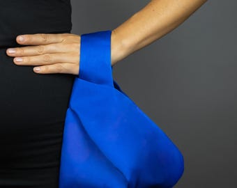 Koningsblauwe satijnen Japanse knoop tas portemonnee clutch blauw bruiloft, feest, bal, eenvoudige en elegante tas, avondtasje, bruidssatijn