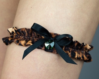 Liga de novia, liga para lanzar, regalo de boda, liga para baile de graduación, dama de honor, liga con estampado animal, liga con estampado de leopardo, liga con dije de corazón verde