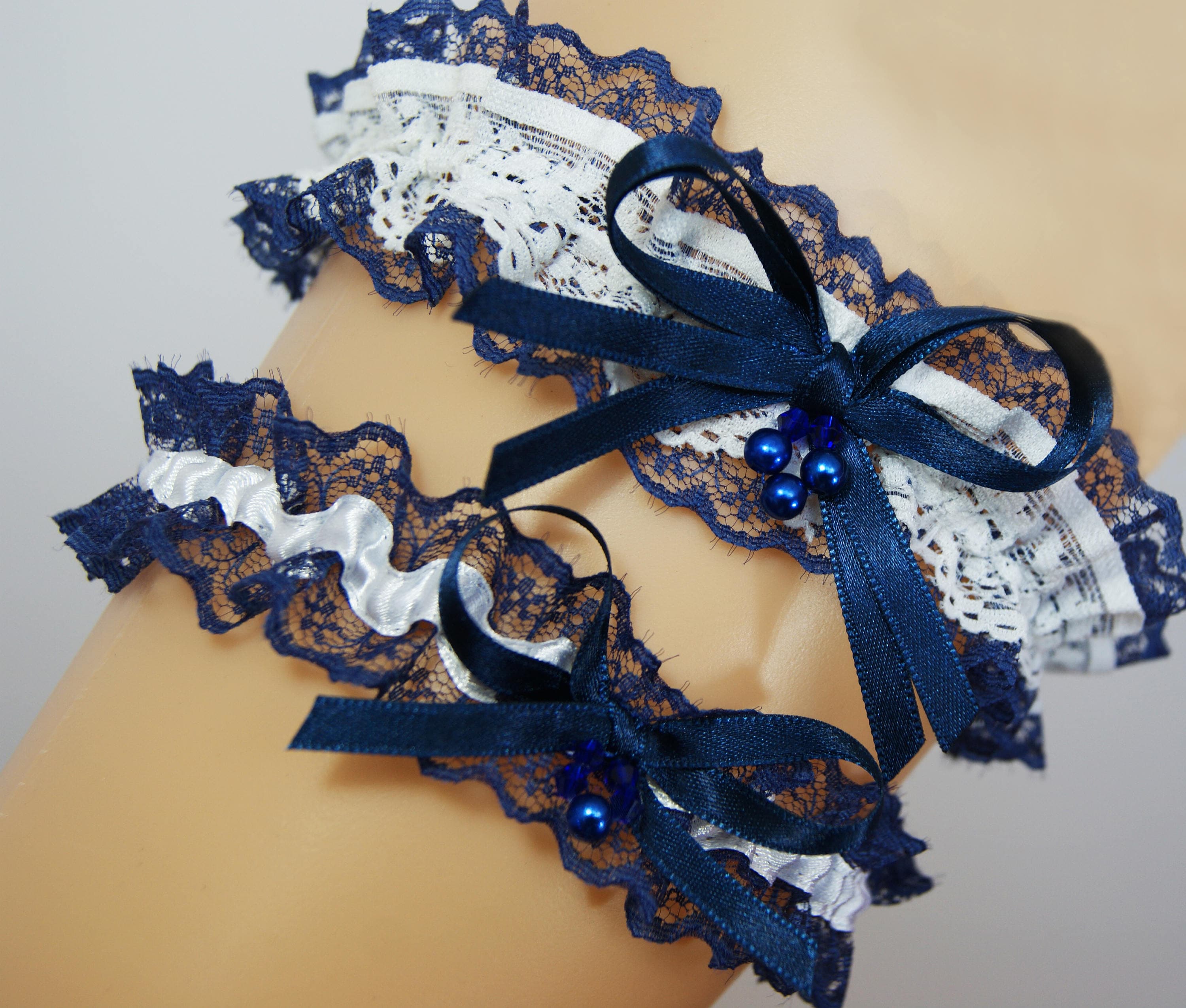 Set of garters / tossing garter keepsake garter bridal garter Etsy