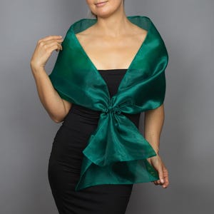 Sciarpa in organza verde brillante, scialle verde, scialle verde per damigelle, sciarpa in organza verde, scialle verde ad anello, coprispalle in organza da donna