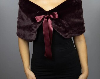 Faux fur shawl wrap cape green, winter green shrug, winter set fur muff,  hand warmer, bridesmaids winter shrug, faux fur winter bridal set