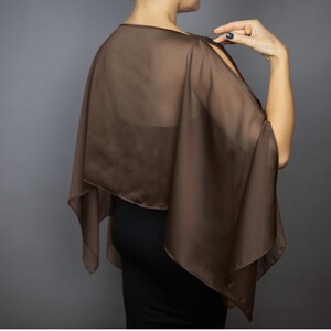 Capelet boléro en mousseline de soie marron foncé pour mariage ou haussement d'épaules de soirée, veste haussement d'épaules bleu marine, blanche, bleue, poncho pour femme, cape pour femme image 2