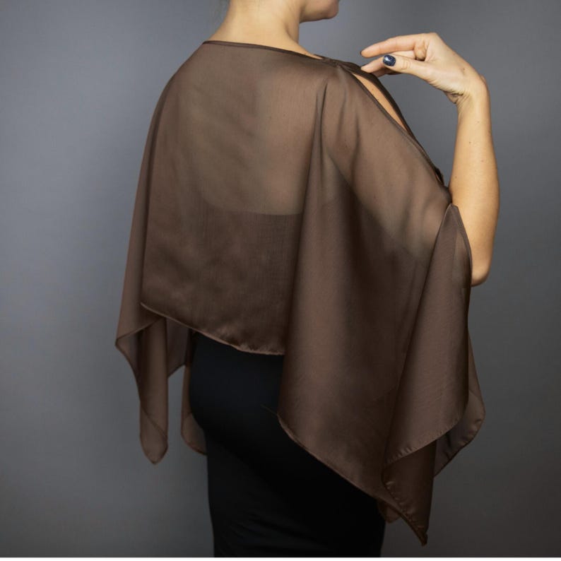 Capelet boléro en mousseline de soie marron foncé pour mariage ou haussement d'épaules de soirée, veste haussement d'épaules bleu marine, blanche, bleue, poncho pour femme, cape pour femme image 2