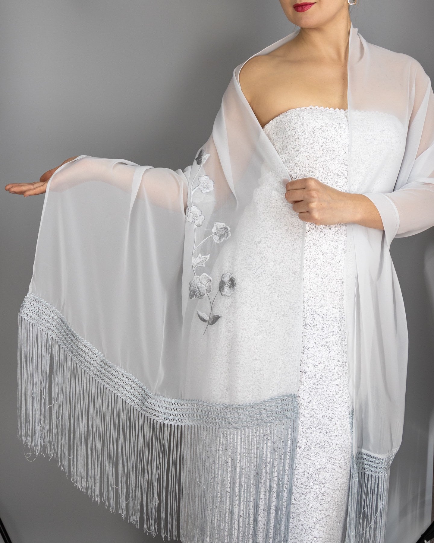 silver grey wrap for wedding