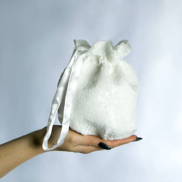 Elegant sequin pailettes bag / money bag / purse white dress bridal bag evening satin silk Vintage Great Gatsby style bag